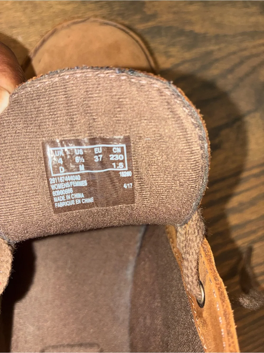 Clark’s Men's Brown Suede Boots - Casual Lace-Up 6.5(M) US - Picture 2 of 4
